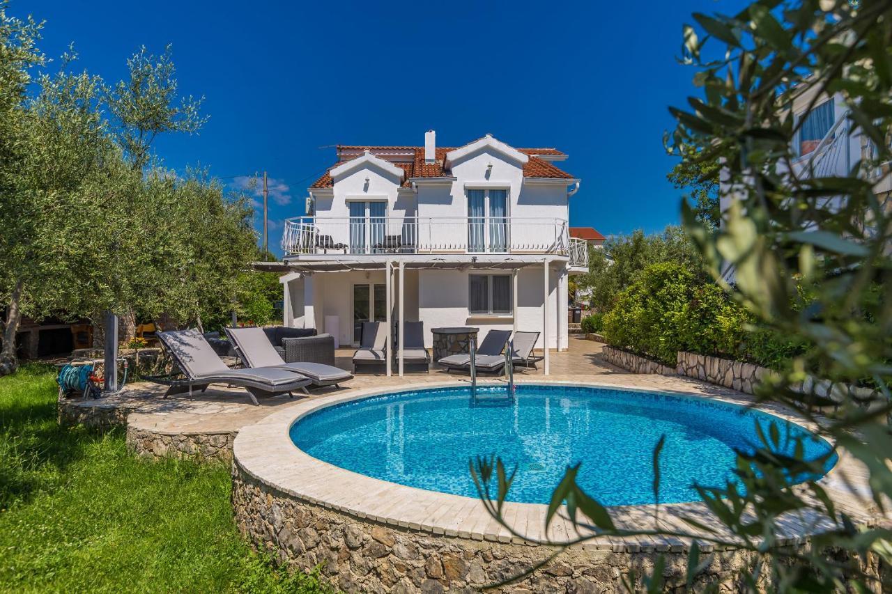 Holiday Home Olive Garden Brzac Εξωτερικό φωτογραφία