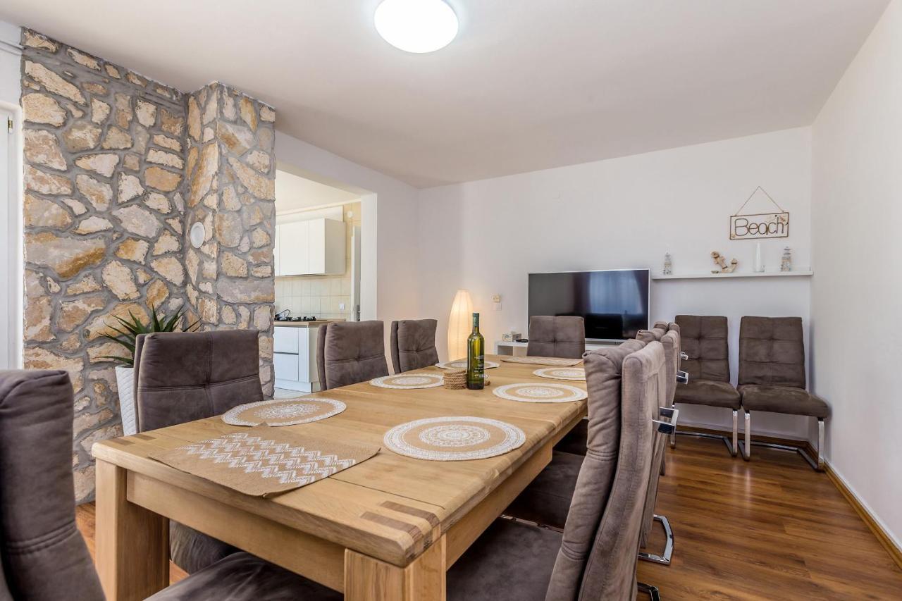 Holiday Home Olive Garden Brzac Εξωτερικό φωτογραφία