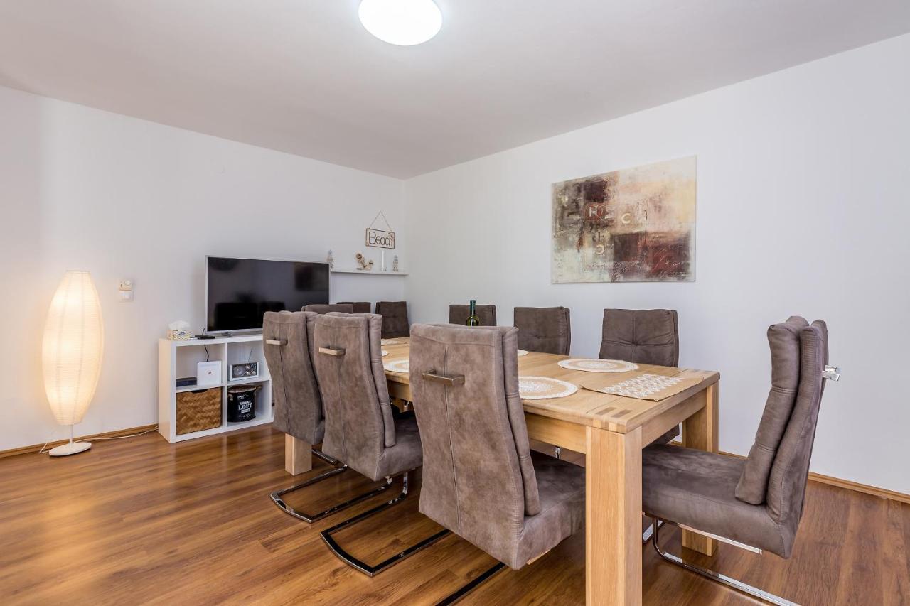Holiday Home Olive Garden Brzac Εξωτερικό φωτογραφία